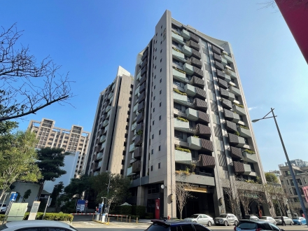 台中市太平區立文街159號15樓之5【大毅好幸福】四房雙平車｜新光特區｜新光國小